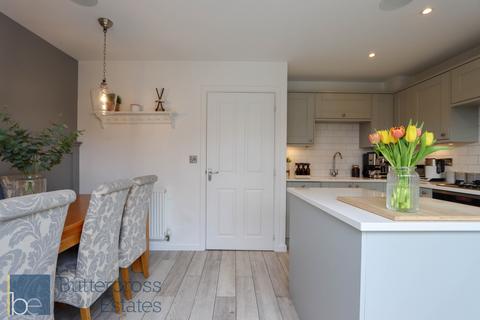 3 bedroom end of terrace house for sale, Lavender Way, Newark, NG24 2PL