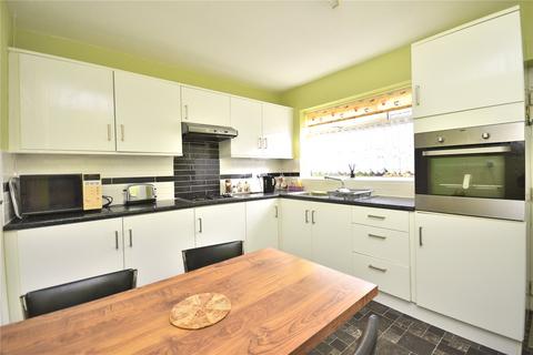 2 bedroom detached bungalow for sale, Belle Vue Avenue, Scholes, Leeds, West Yorkshire