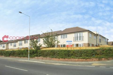 2 bedroom flat to rent, Yoakley Court, Yoakley Square, Margate, CT9 4DR