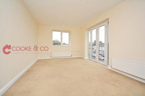 2 bedroom flat to rent, Yoakley Court, Yoakley Square, Margate, CT9 4DR