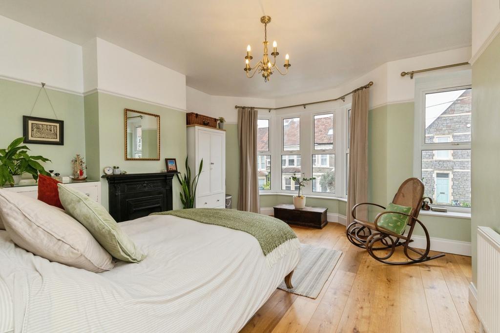 Pbox-IMG.jpg