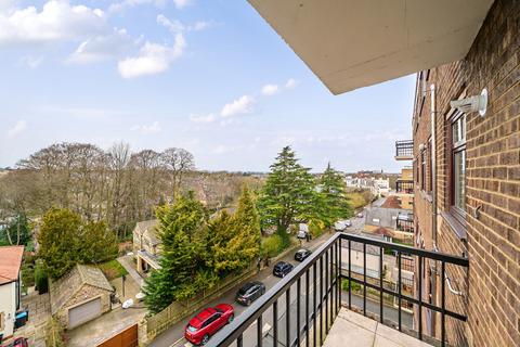 2 bedroom flat for sale, Beech Grove, Harrogate, North Yorkshire, HG2