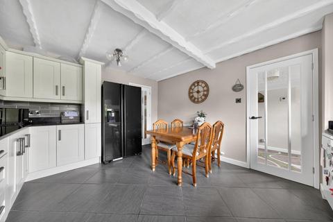 3 bedroom detached house for sale, Croft Road, Welshpool