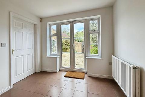 3 bedroom end of terrace house for sale, Nine Acre Drive, Corsham SN13