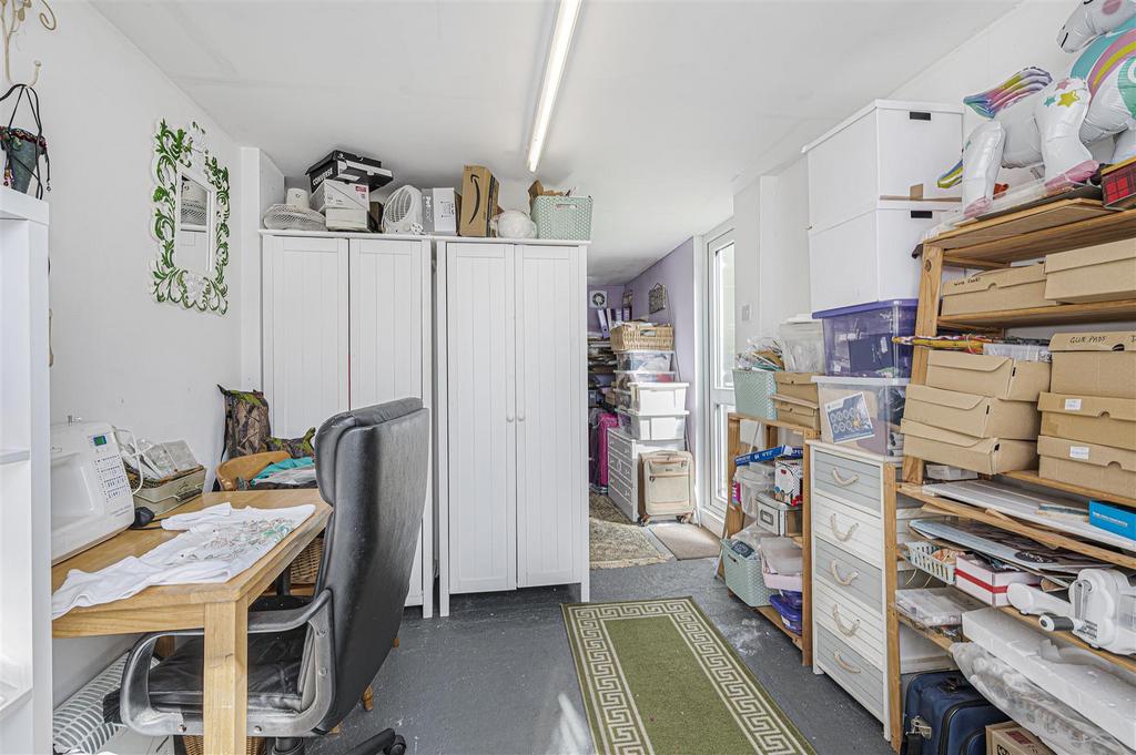 Workshop / Office