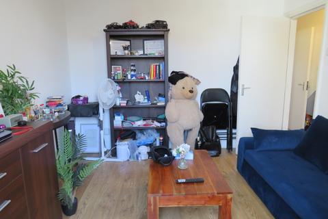 3 bedroom end of terrace house for sale, Kingsley Road, Hounslow TW3