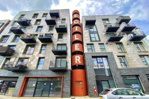 2 bedroom flat to rent, Material Walk, Hayes UB3