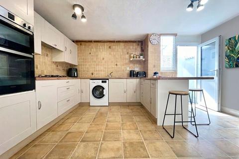 3 bedroom terraced house for sale, Mitford Street, Filey, YO14