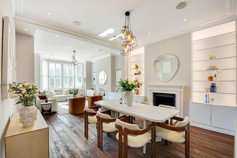 3 bedroom apartment for sale, Clapham Common North Side, SW4