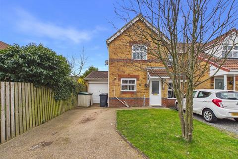 2 bedroom semi-detached house for sale, Kilburn Gardens, North Shields
