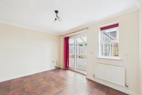 2 bedroom semi-detached house for sale, Kilburn Gardens, North Shields