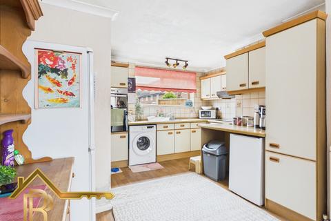 3 bedroom semi-detached house for sale, 4 Moultrie Way, Upminster