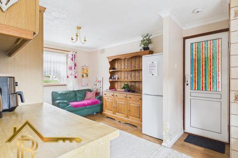 3 bedroom semi-detached house for sale, 4 Moultrie Way, Upminster