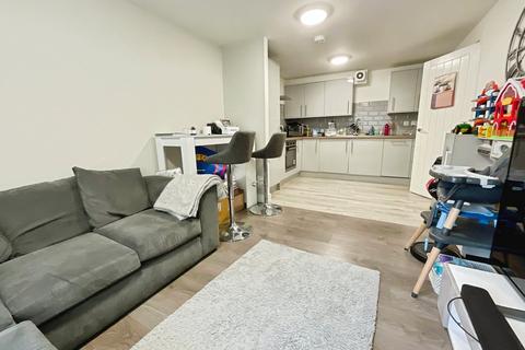 2 bedroom flat for sale, Stourbridge DY8