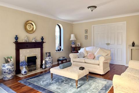 5 bedroom detached house for sale, Clos Llanfair, Wenvoe