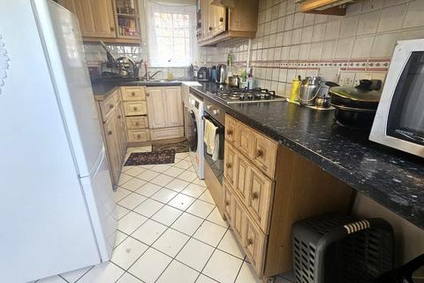 1 bedroom flat to rent, Thurlby Close, Harrow HA1