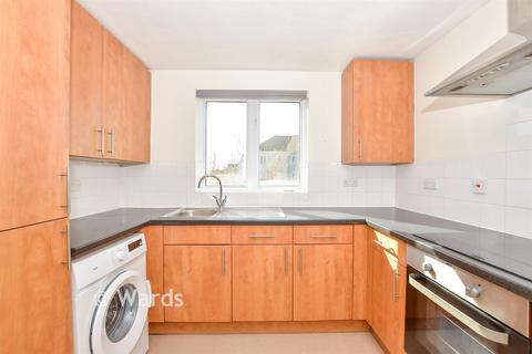 2 bedroom flat for sale, Poynder Drive, Holborough Lakes, Kent