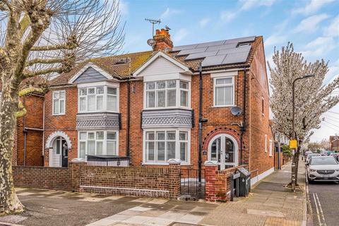 4 bedroom semi-detached house for sale, Kirby Road, Portsmouth PO2