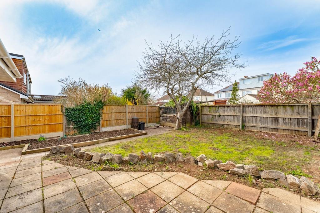 16 - rear garden.jpeg