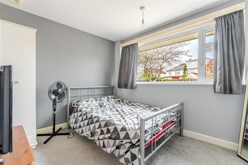 7 - GF double bedroom.jpg