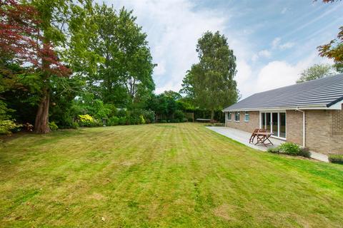 4 bedroom detached bungalow for sale, Fieldhouse Close, Morpeth NE61