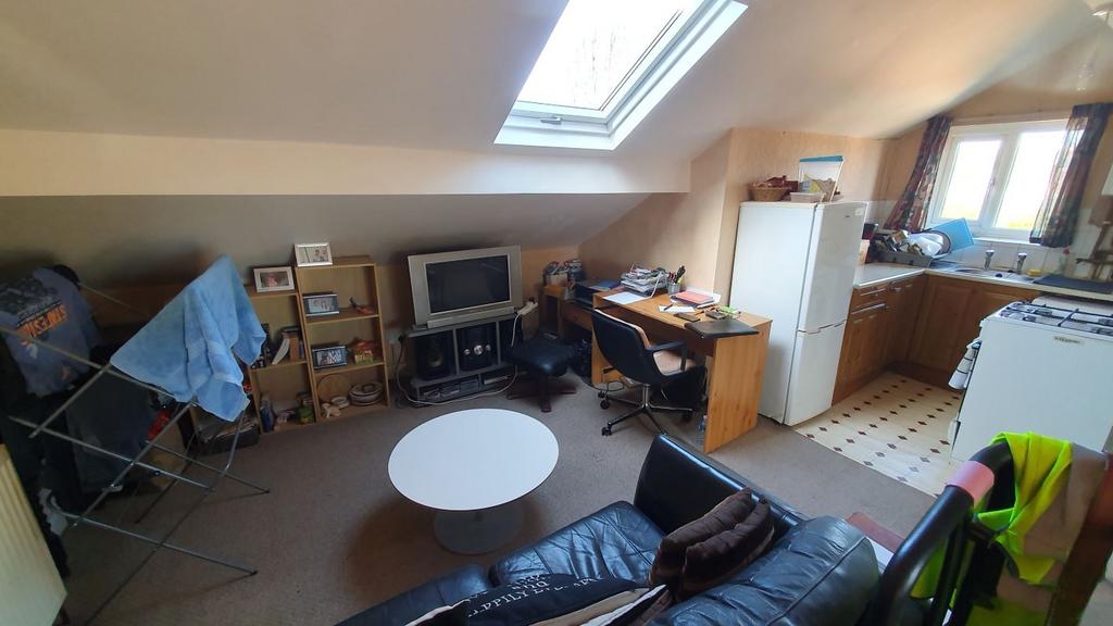 Flat 4