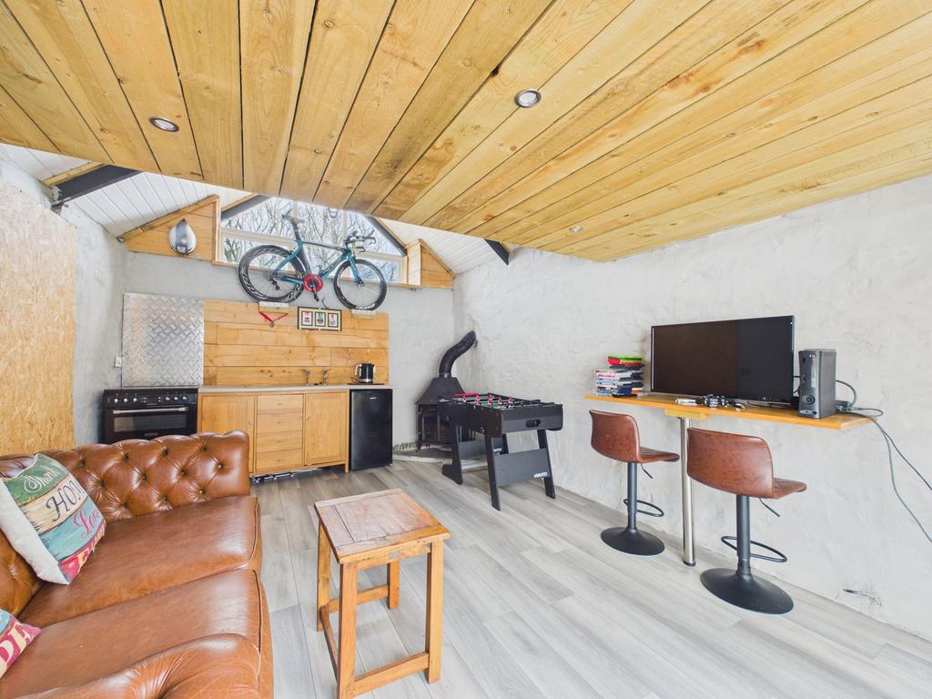 Kitchen Living Area (Games Room / Annexe)