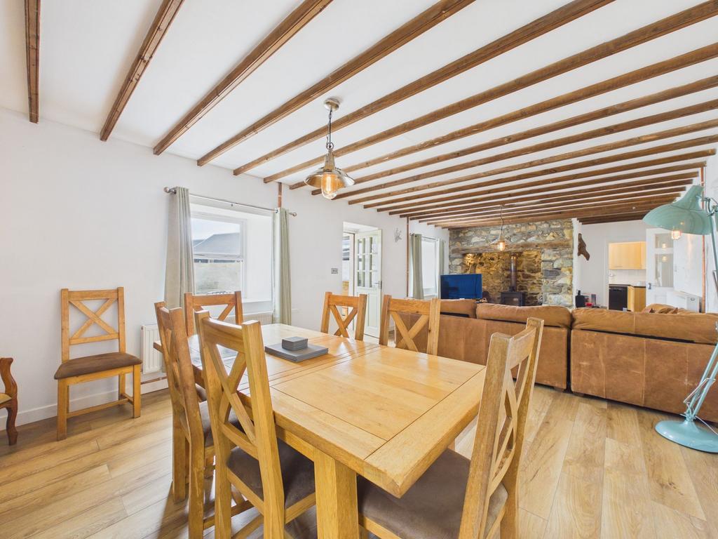 Lounge Dining Room