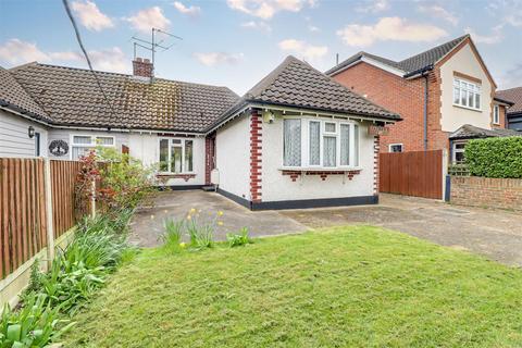 2 bedroom semi-detached bungalow for sale, London Road, Benfleet SS7