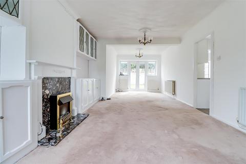 2 bedroom semi-detached bungalow for sale, London Road, Benfleet SS7