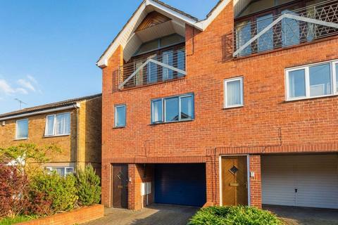 2 bedroom townhouse for sale, Gladstone Street, Carlton, Nottingham