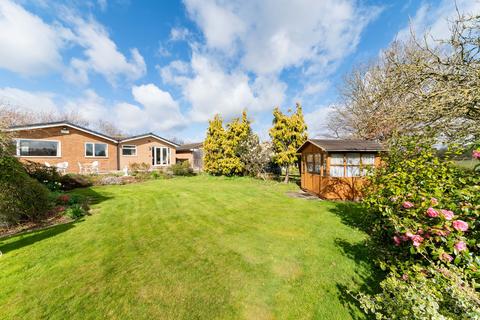 3 bedroom detached bungalow for sale, Marriott Grove, Wakefield, WF2