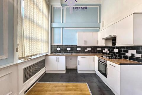 1 bedroom flat to rent, Shirley Road, SO15