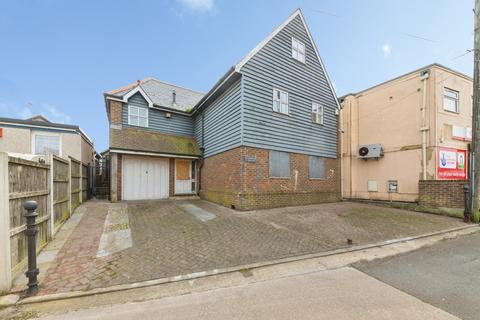 undefined, Beach Way, Jaywick, Clacton-on-Sea, Essex, CO15