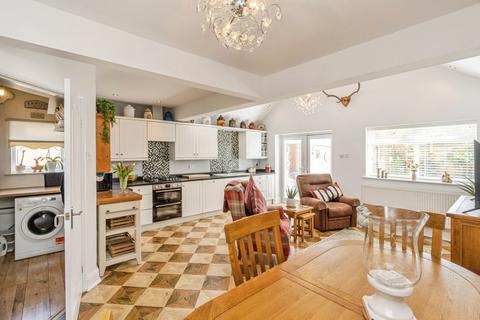 2 bedroom bungalow for sale, Barnes Avenue, WARRINGTON, Cheshire, WA2
