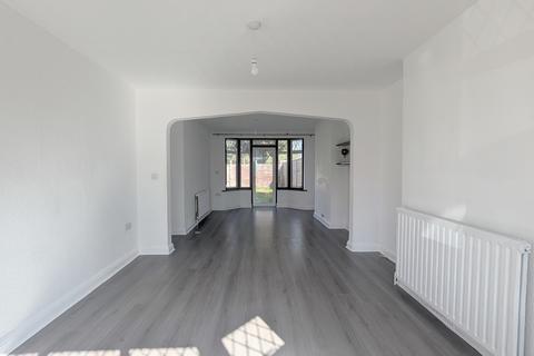 3 bedroom semi-detached house to rent, Twyford Road, HARROW