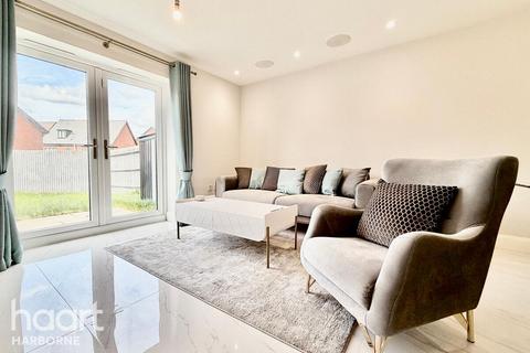 3 bedroom semi-detached house to rent, MILL LANE, OLDBURY