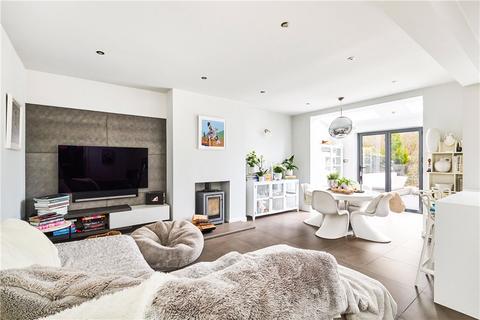 4 bedroom semi-detached house for sale, Otley Road, Leeds, West Yorkshire, LS16