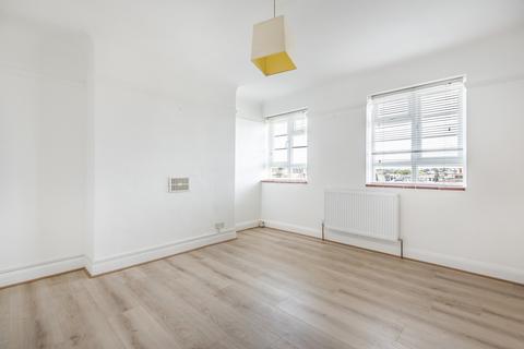 2 bedroom flat to rent, Burntwood Lane, Earlsfield, London, SW17