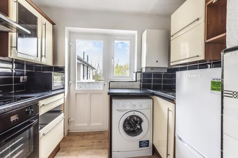2 bedroom flat to rent, Burntwood Lane, Earlsfield, London, SW17