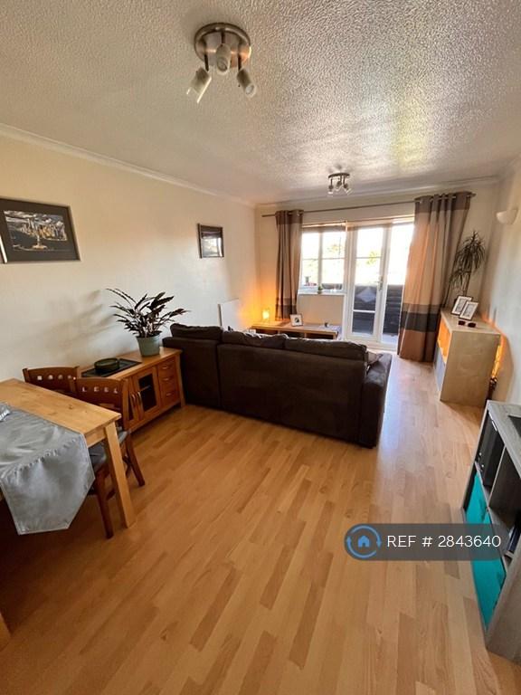 Lounge / Diner Overview