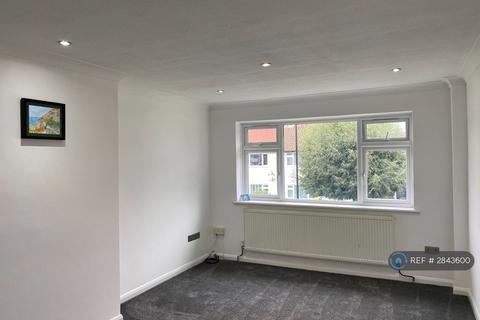 undefined, Wolsey Close, Hounslow, TW3
