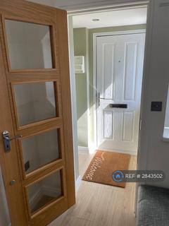 undefined, Second Cross Road, Twickenham, TW2