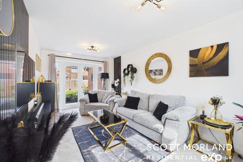 3 bedroom detached house for sale, Lance Levy Farm Close, Basingstoke RG27