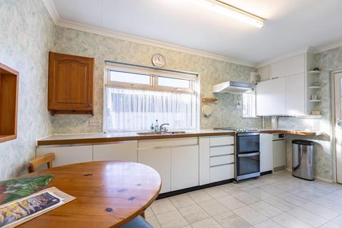4 bedroom detached bungalow for sale, Belvedere Close, Kittle, Swansea