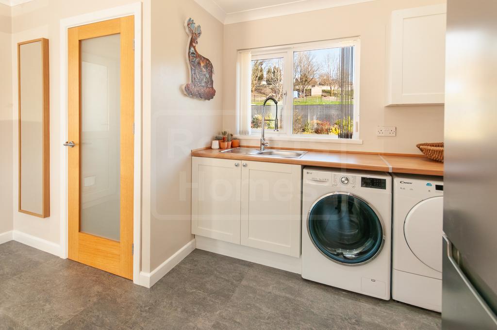 Breakfast Room/Utility