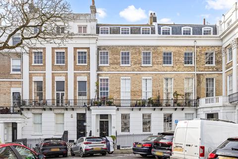 2 bedroom apartment for sale, 18 Sussex Square, East Sussex BN2