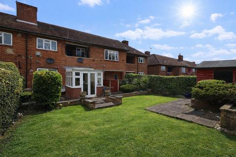 1 bedroom flat for sale, Faringdon Avenue, Romford, RM3