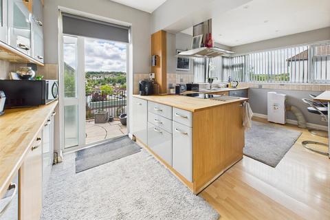 undefined, Winifred Road, COULSDON CR5