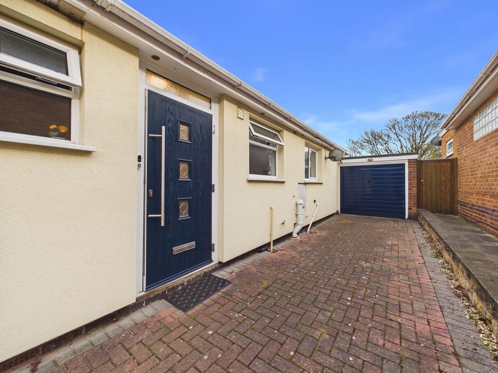 Side Entrance/Garage